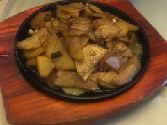 铁板土豆片-金勺子土菜馆(兴园北区店)