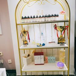 -YooMee优美智能科技美肤机构