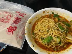 -八一路好吃街(雨田商务大厦店)