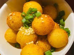 孜然小土豆-炉小二铜锅牛蛙•川湘菜(三里屯店)