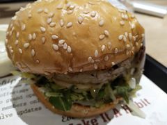 -The Habit Burger Grill 哈比特汉堡(爱琴海店)