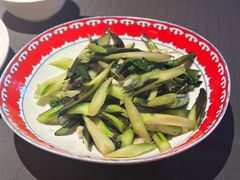 小炒红菜苔-肆月河豚·新淮扬菜·烤鸭(中关村店)