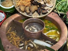 -滇釜火锅·能喝汤的火锅(车公庄店)