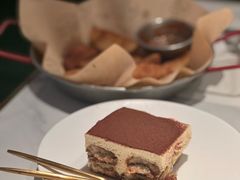 -静香HOUSE·全时段融合餐厅(七星欢乐颂店)