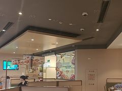 -海底捞火锅(新松江路店)