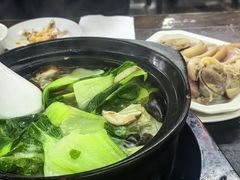 咸蹄两吃-吾介小籠館