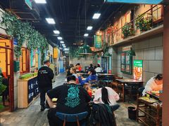-超越炭火牛蛙火锅鸡(河东店)