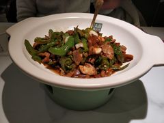 -费大厨辣椒炒肉(高铁吾悦广场店)