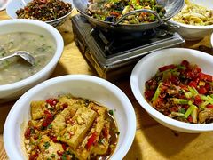 -笨罗卜浏阳菜馆(星沙店)