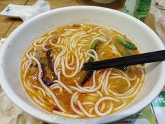 -蒙自源米线大王(宝安尖岗山店)