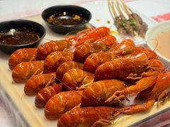-肥肥虾庄·金牌油焖大虾(汉街SKP店)