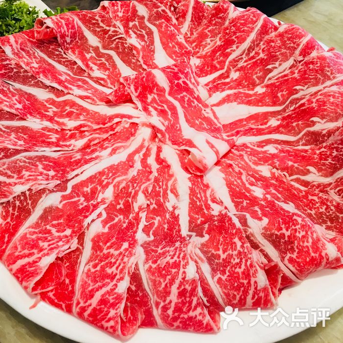 窑台四季涮肉雪花肥牛片图片