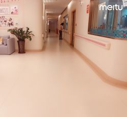 -莉泽月子中心(凯旋江景店)