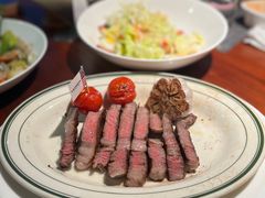 -MONICH牛排融合餐厅(和义大道购物中心店)