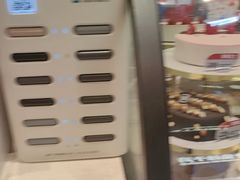 -DQ·蛋糕·冰淇淋(虹口龙之梦店)