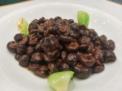 清炒小花菇-刘胖子家常菜·蹄花焖藕(中南店)