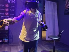 -VR 间客漫·PS电玩·虚拟现实包间游戏电竞(街道口店)