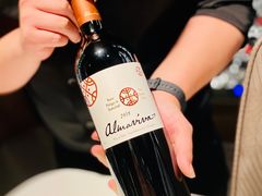 -wineapp葡萄酒餐吧(外滩金融中心店)