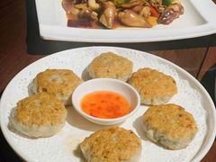 香煎鲮鱼饼-玲珑·新粤菜(安华汇店)