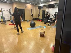 -懒人Club运动健身·运动康复·私教(三迪中心店)