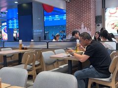 -李先生牛肉面大王(济南火车站候车室店)