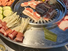 -哈哈碳都·牛肋条无限自助烤肉(宝龙店)