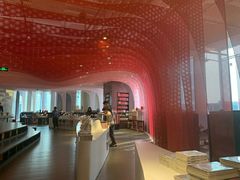 -钟书阁(松江泰晤士小镇店)