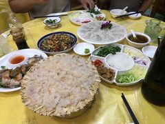 -官塘陈记鱼生·潮汕砂锅粥·牛肉火锅(潮枫路总店)