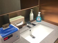 -海底捞火锅(武胜路凯德广场店)