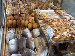 -苹果花园(枫林路店)