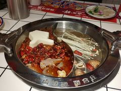 -贤合庄卤味火锅(时代广场店)