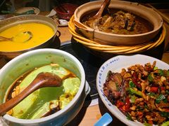 -吃饭皇帝大土家民族菜(正大广场店)