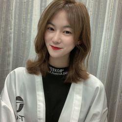 -AYO SALON