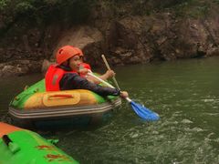 -安吉龙王山峡谷漂流