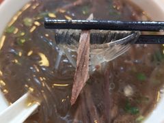 -佬钱湾仔(衣裳街店)