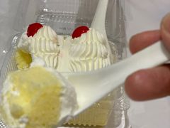 -红宝石·鲜奶小方·海派西点房(南丹店)