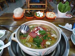 -云南印象昭通天麻火腿鸡(新疆石油花园二期店)