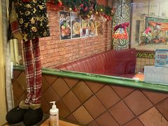 -玛格萝妮比萨屋(陆家浜路店)