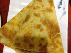 -靠山屯东北农家菜(八龙桥雅苑店)