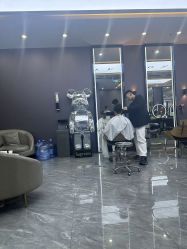 -藤野造型烫染·漂发