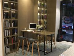 -柏曼酒店(广州天河体育中心林和西地铁站店)