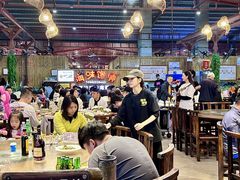 -三亚火车头万人海鲜广场