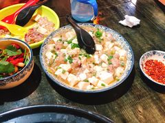 -乐山食古香跷脚牛肉