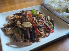 -小厨子私房菜·云南美食店