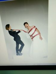 -巴黎婚纱摄影工作室