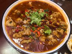 -虾弄弄海派小龙虾·牛羊蝎子火锅