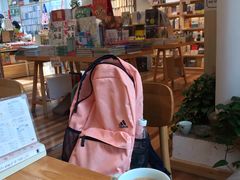 -猫的天空之城概念书店(苏州平江店)