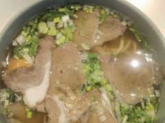 -臻老板牛肉面(光华路SOHO店)