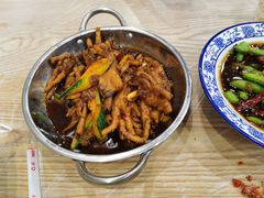 -江城燕子大排档(江汉路步行街店)