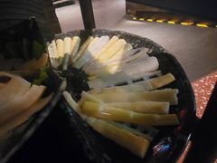 -新哥老官·畅吃123·美蛙世界(苏宁广场店)